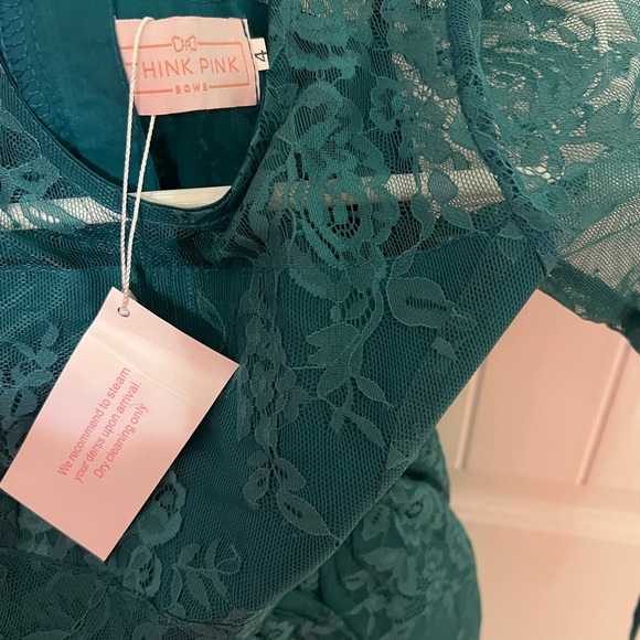 Emerald Green formal dress. - Picture 5 of 5